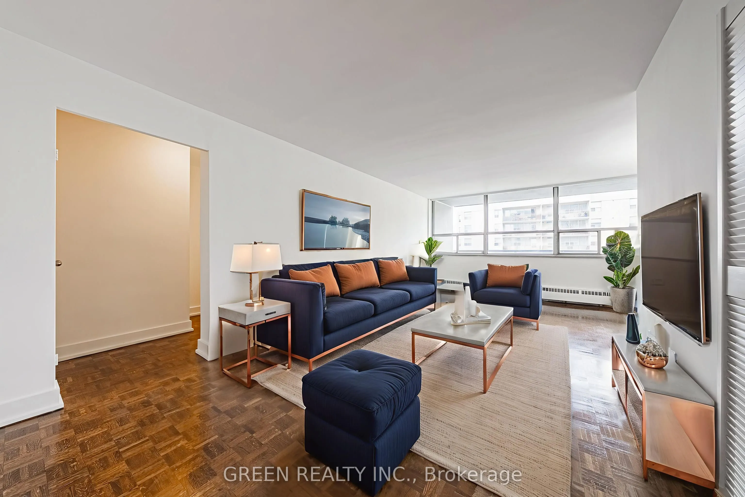 370 Ridelle Avenue, #2106