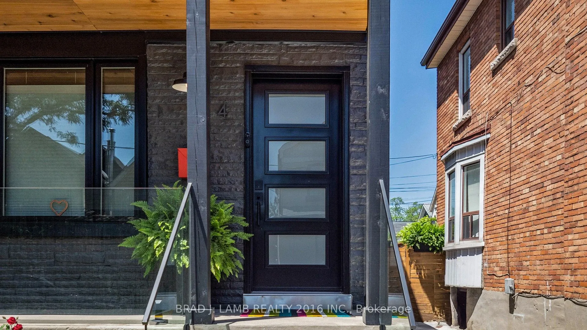 4 Manchester Avenue
