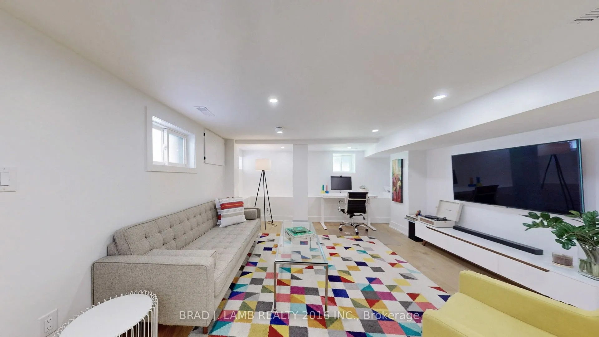 4 Manchester Avenue