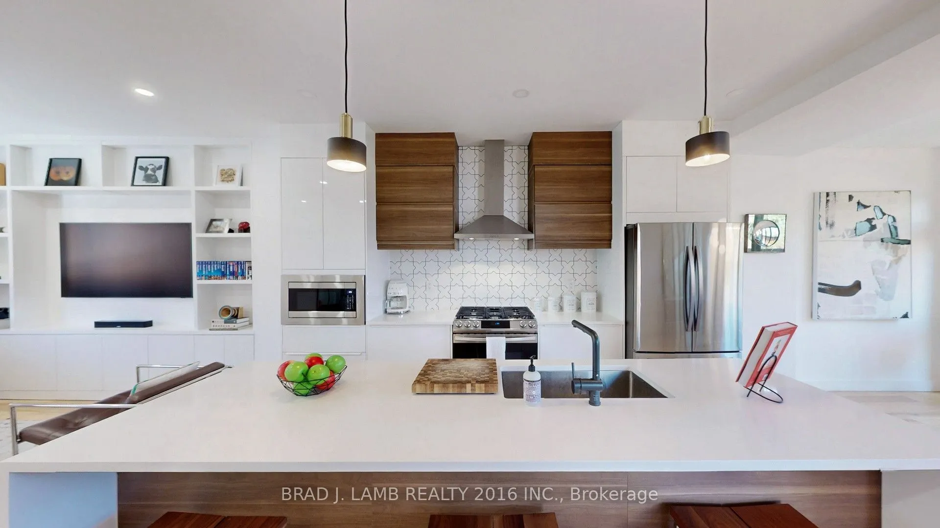 4 Manchester Avenue