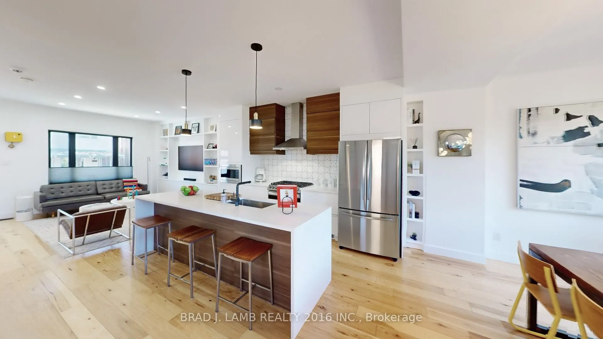 4 Manchester Avenue