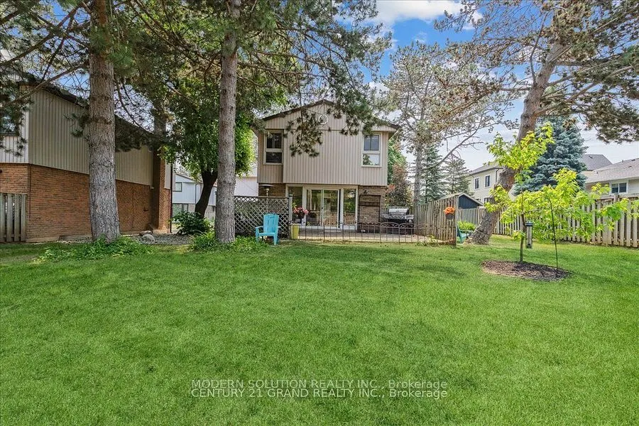 59 Kenninghall Boulevard, #33