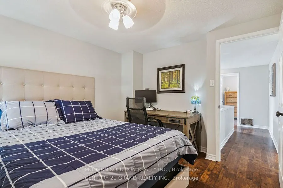 59 Kenninghall Boulevard, #33