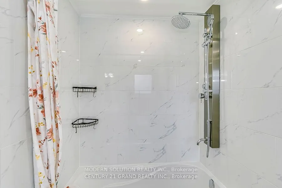 59 Kenninghall Boulevard, #33