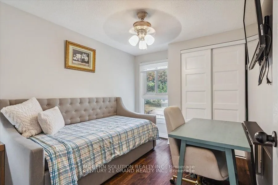 59 Kenninghall Boulevard, #33