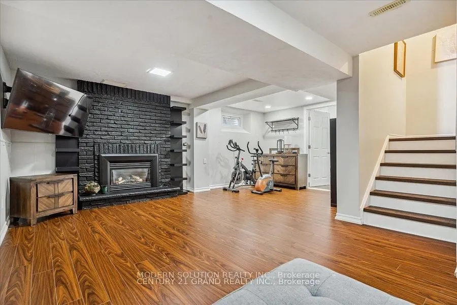 59 Kenninghall Boulevard, #33