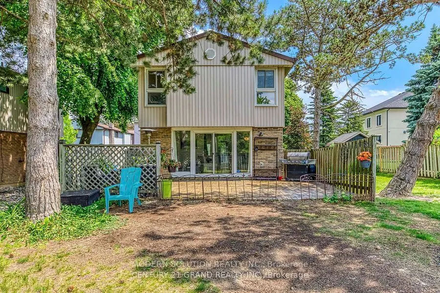 59 Kenninghall Boulevard, #33