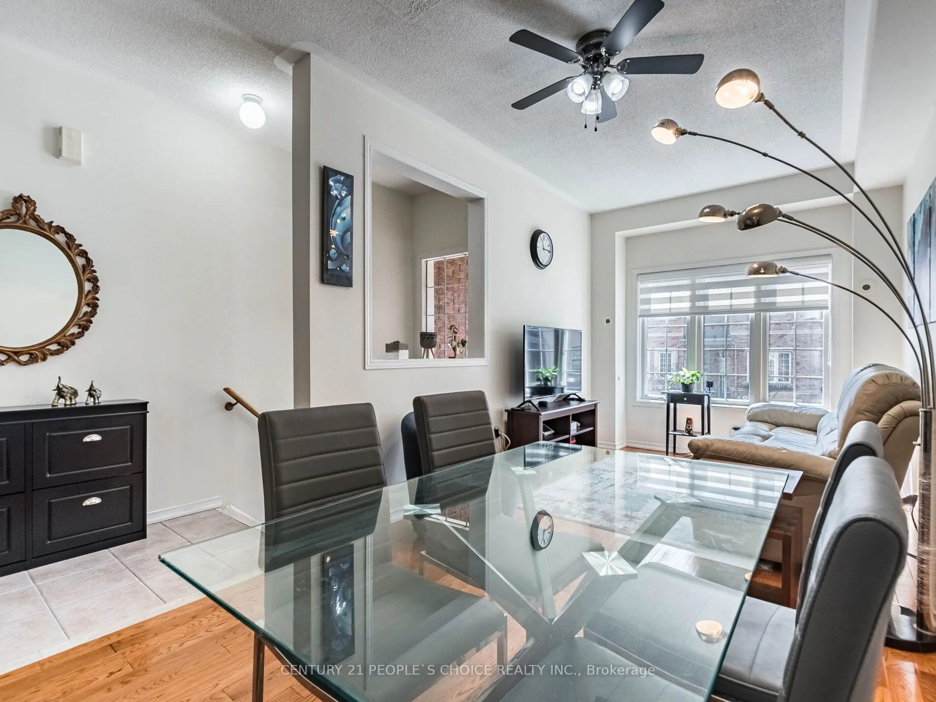 435 Hensall Circle, #29