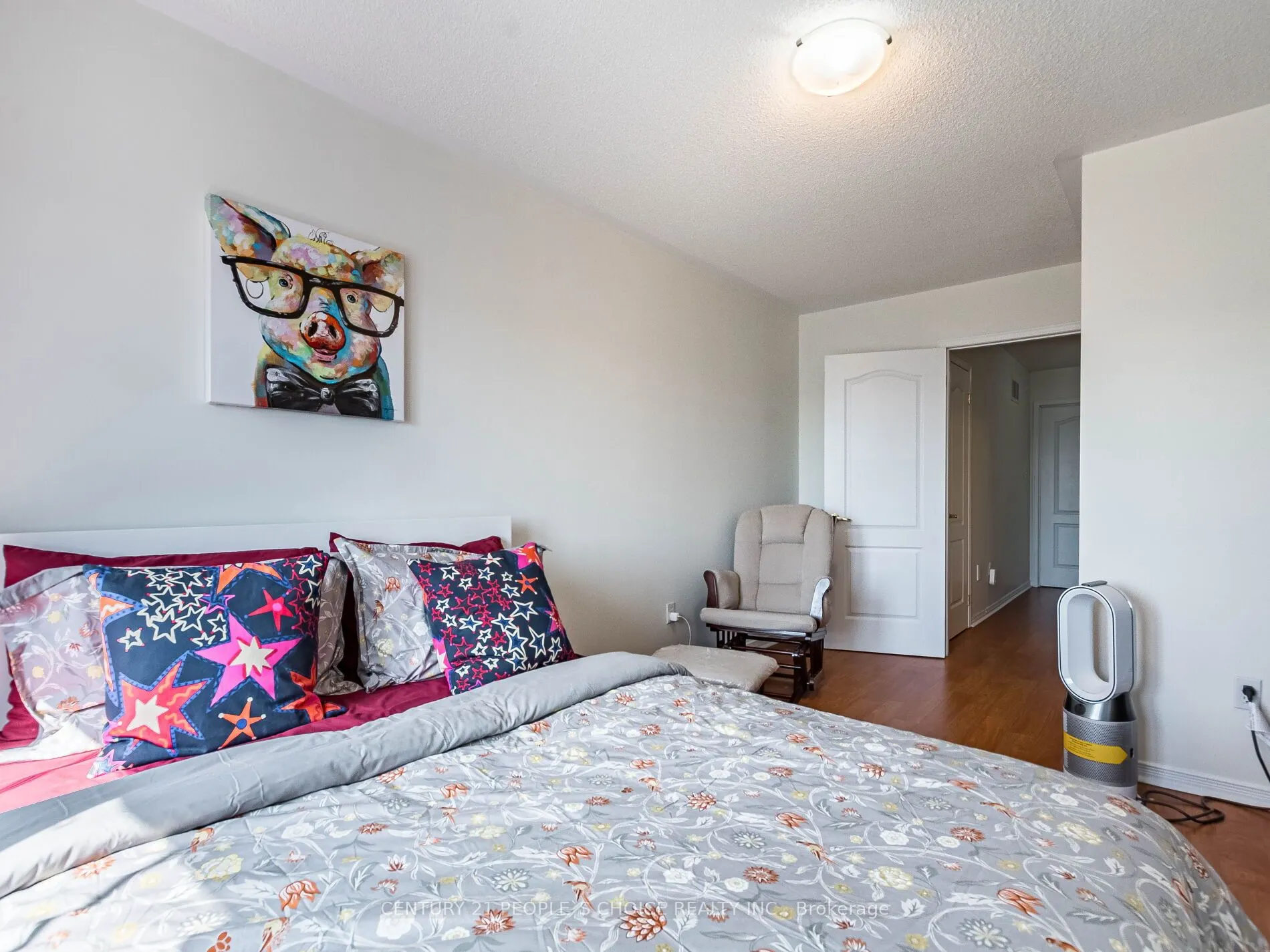 435 Hensall Circle, #29