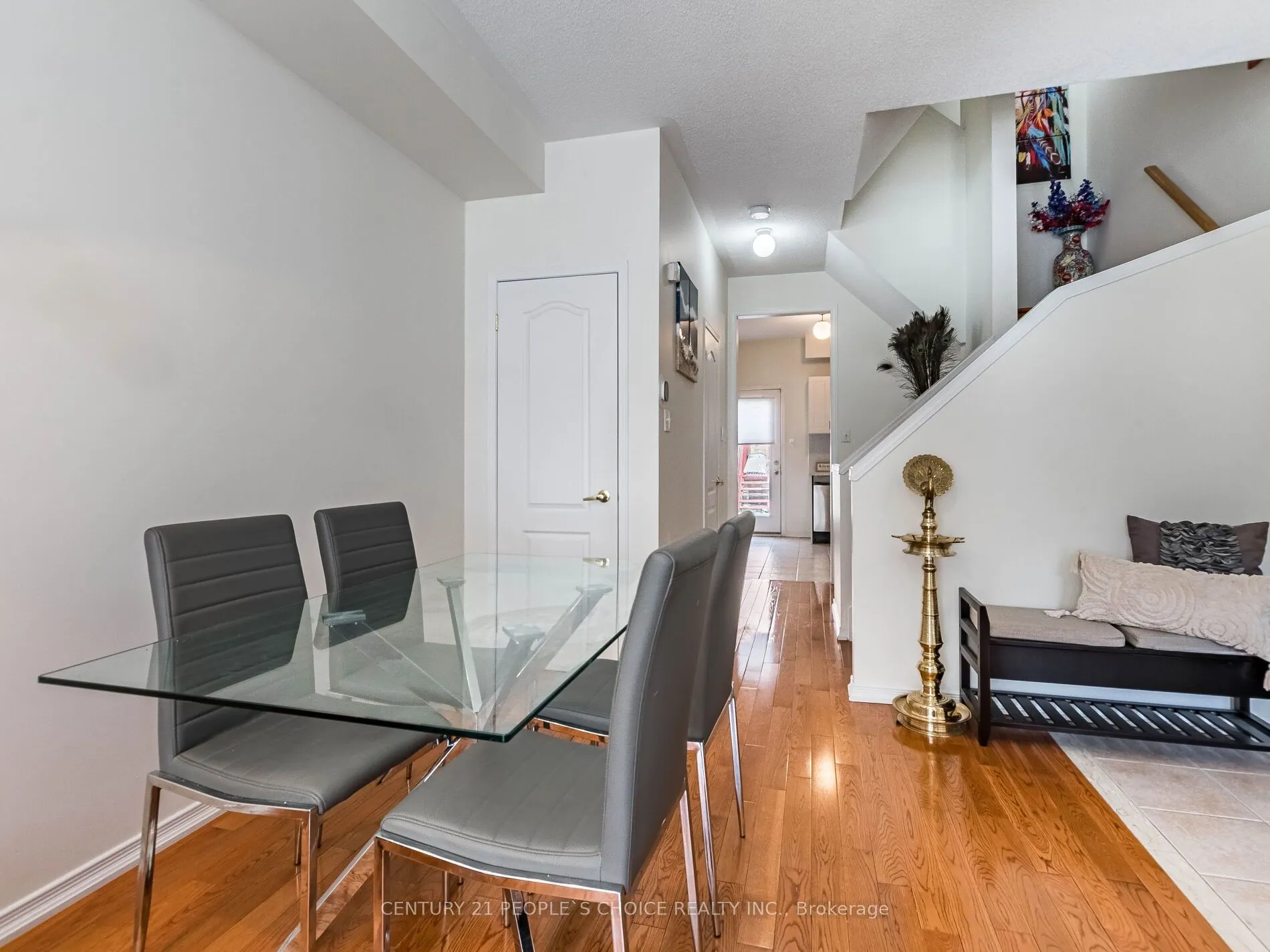 435 Hensall Circle, #29