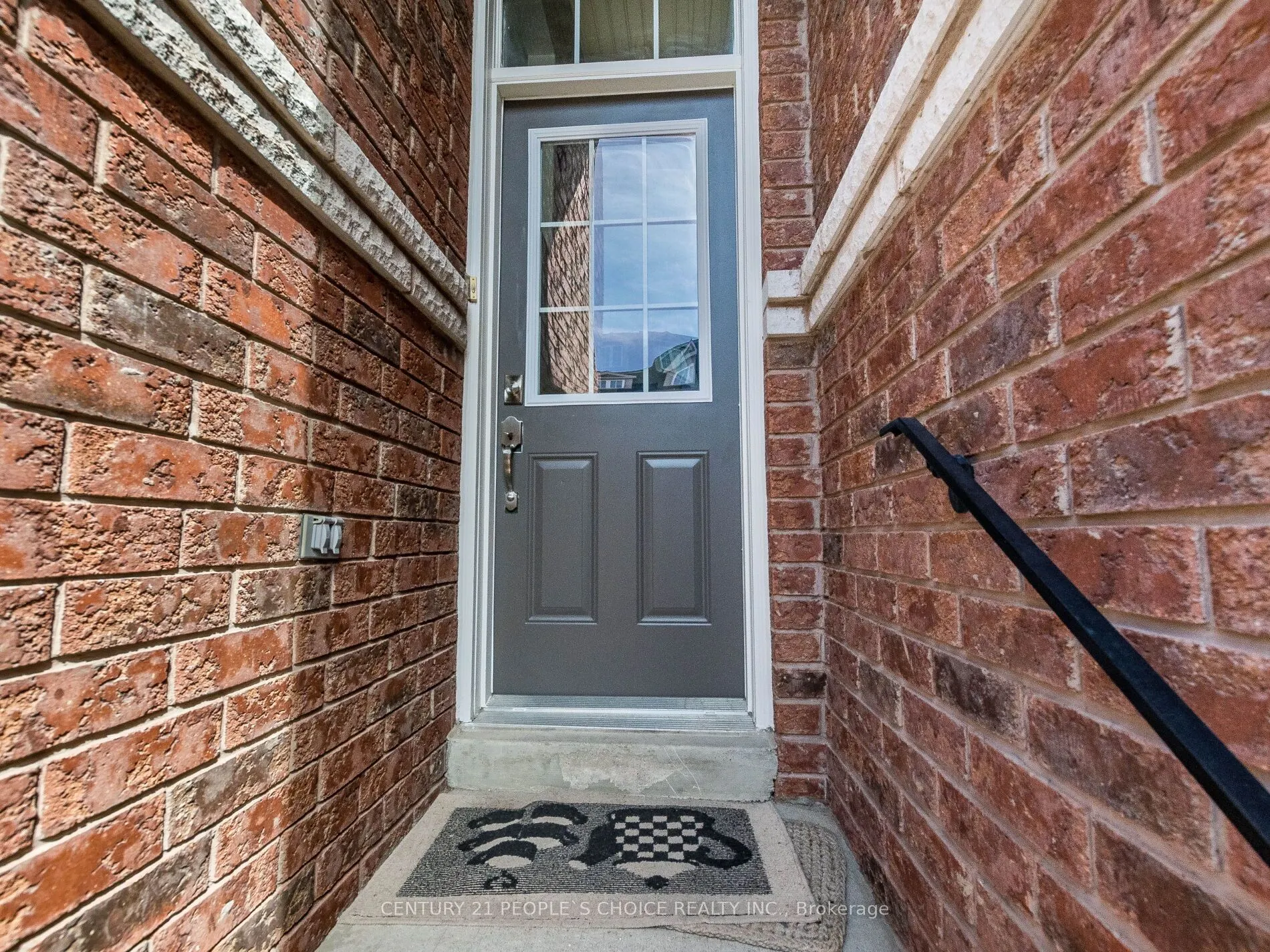 435 Hensall Circle, #29