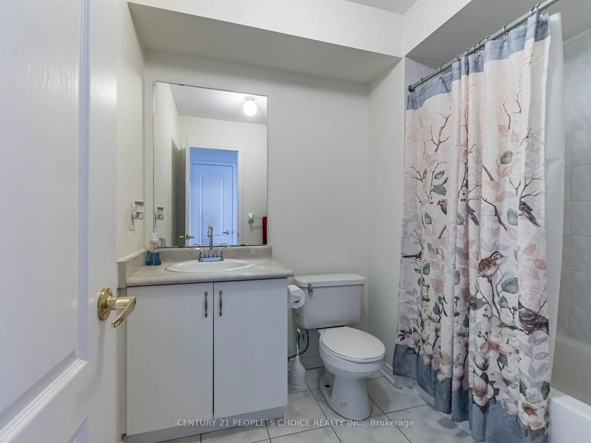 435 Hensall Circle, #29
