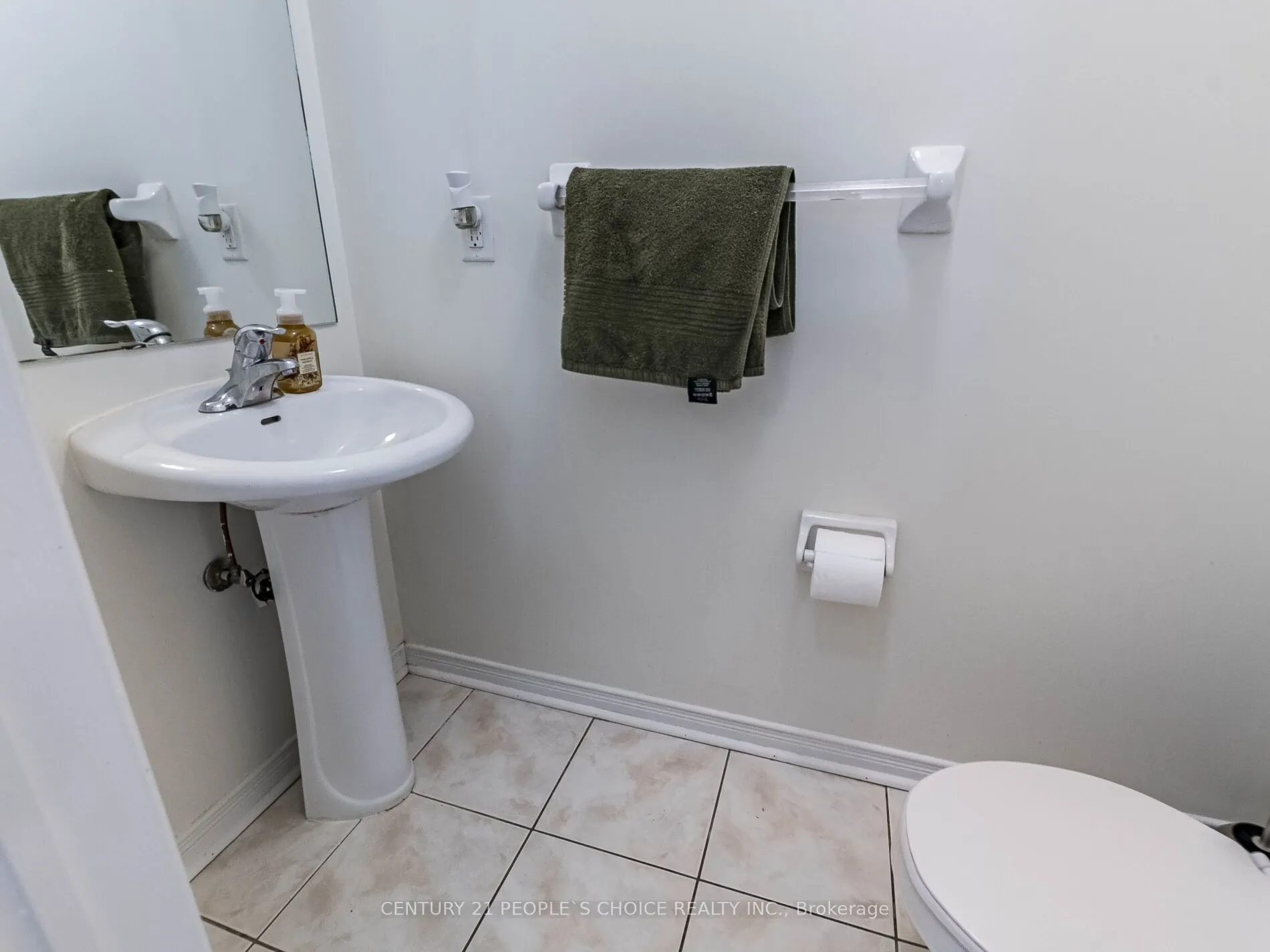 435 Hensall Circle, #29