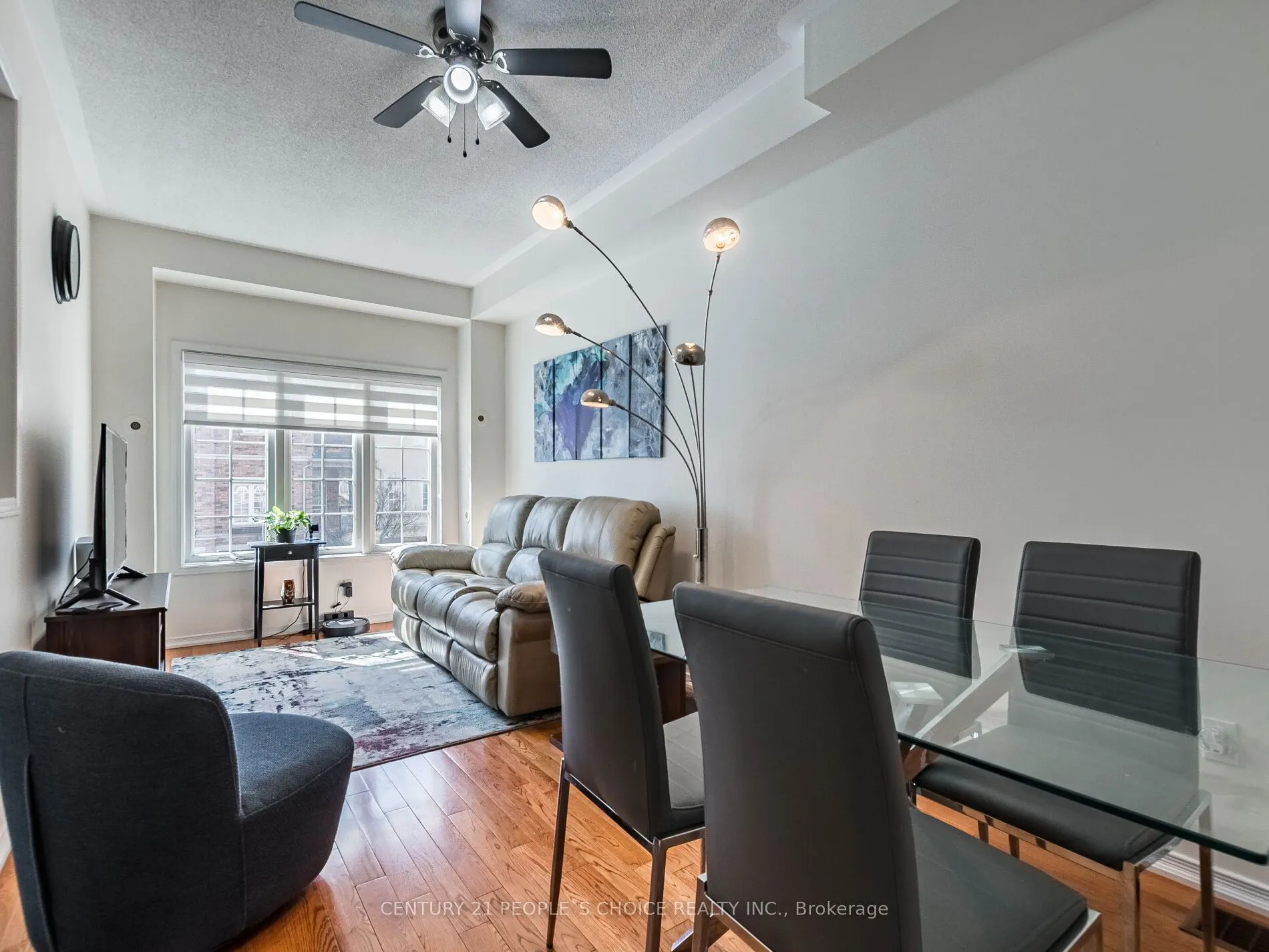 435 Hensall Circle, #29