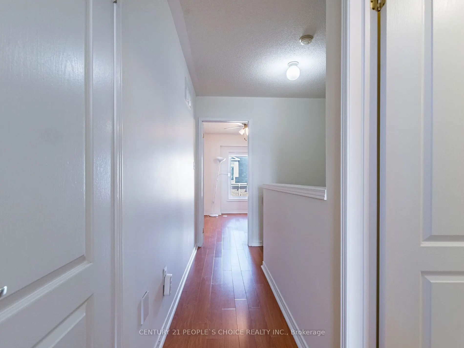 435 Hensall Circle, #29