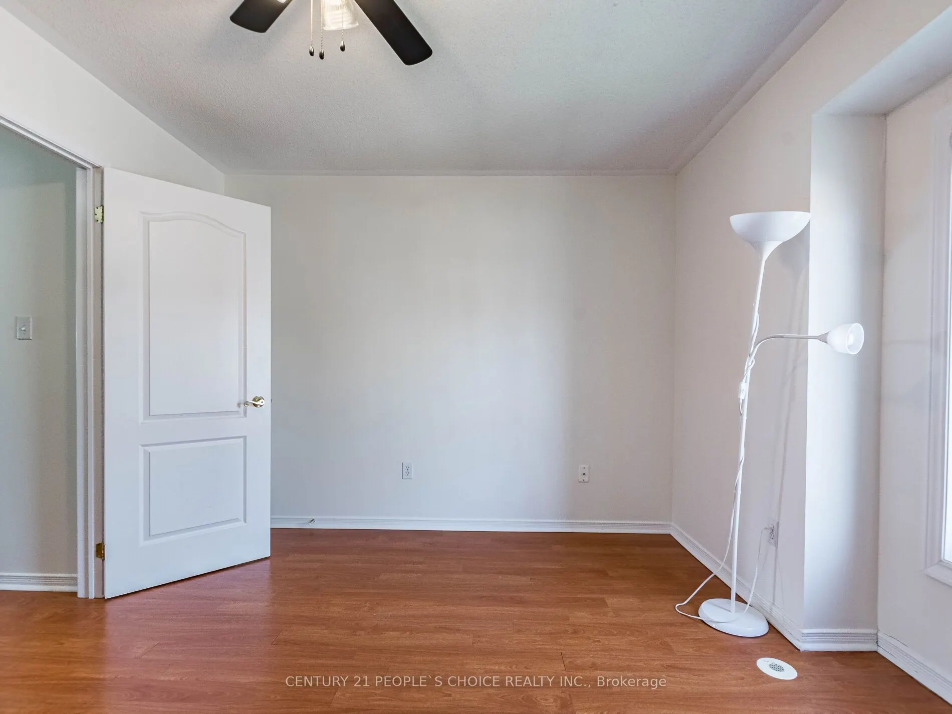 435 Hensall Circle, #29