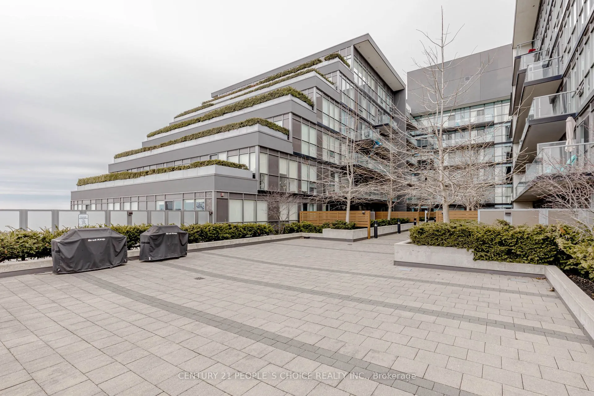15 James Finlay Way, #628