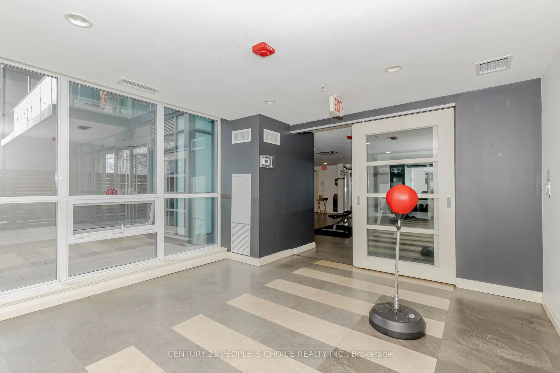 15 James Finlay Way, #628