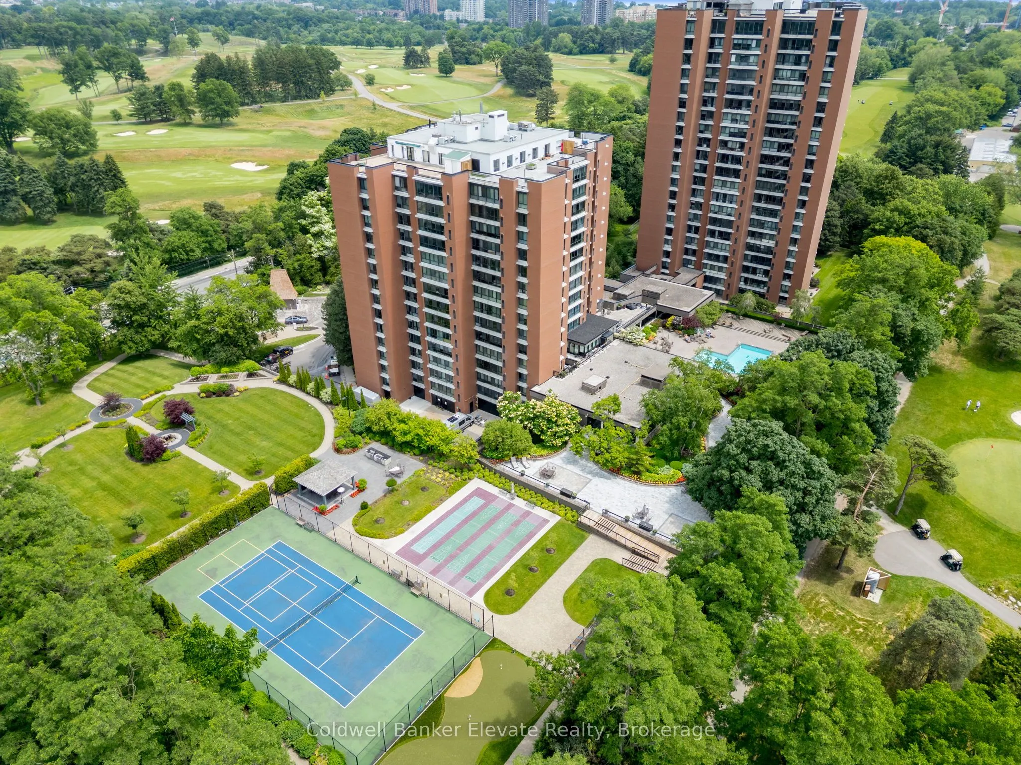 1400 Dixie Road, #807