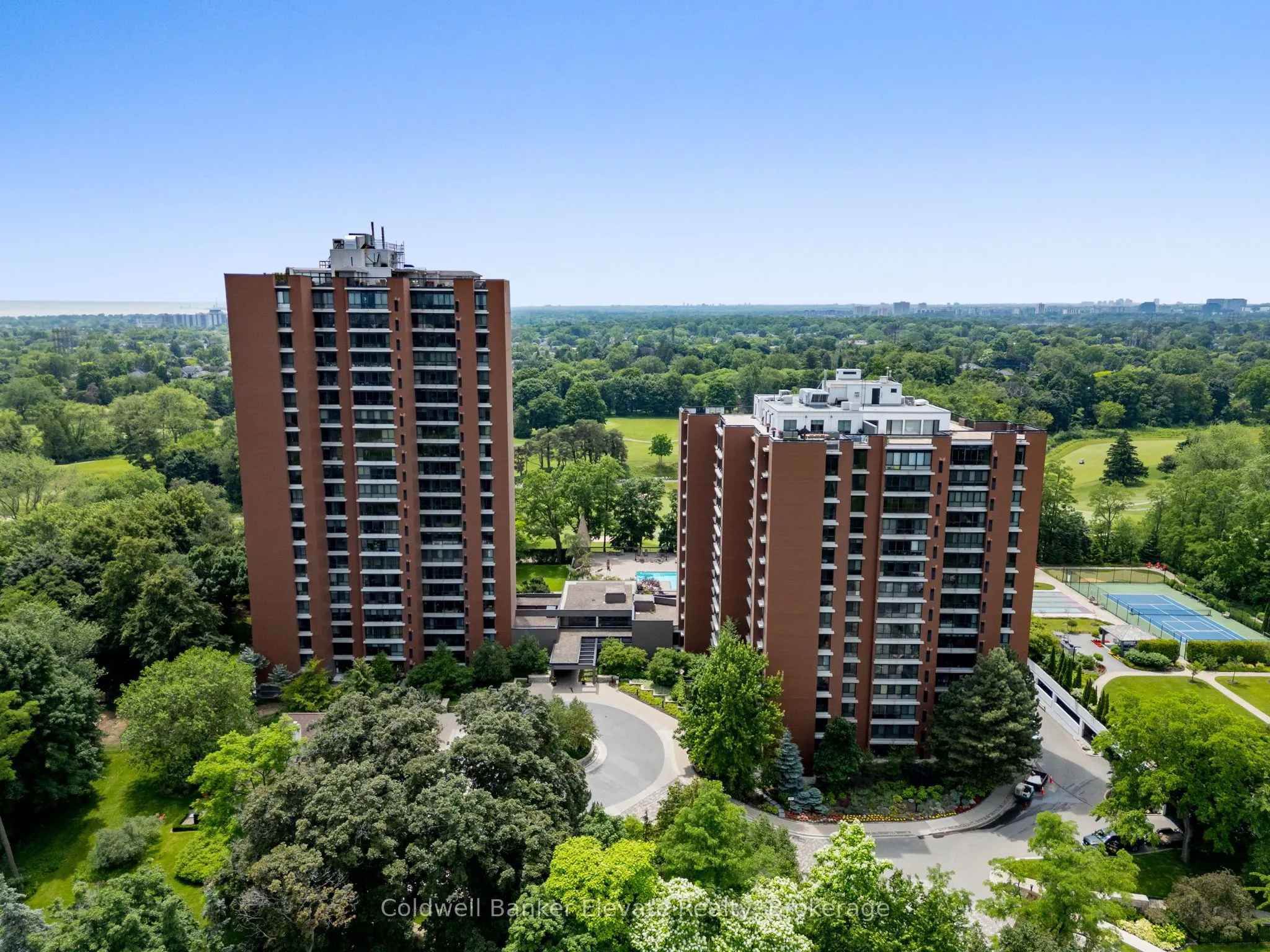 1400 Dixie Road, #807