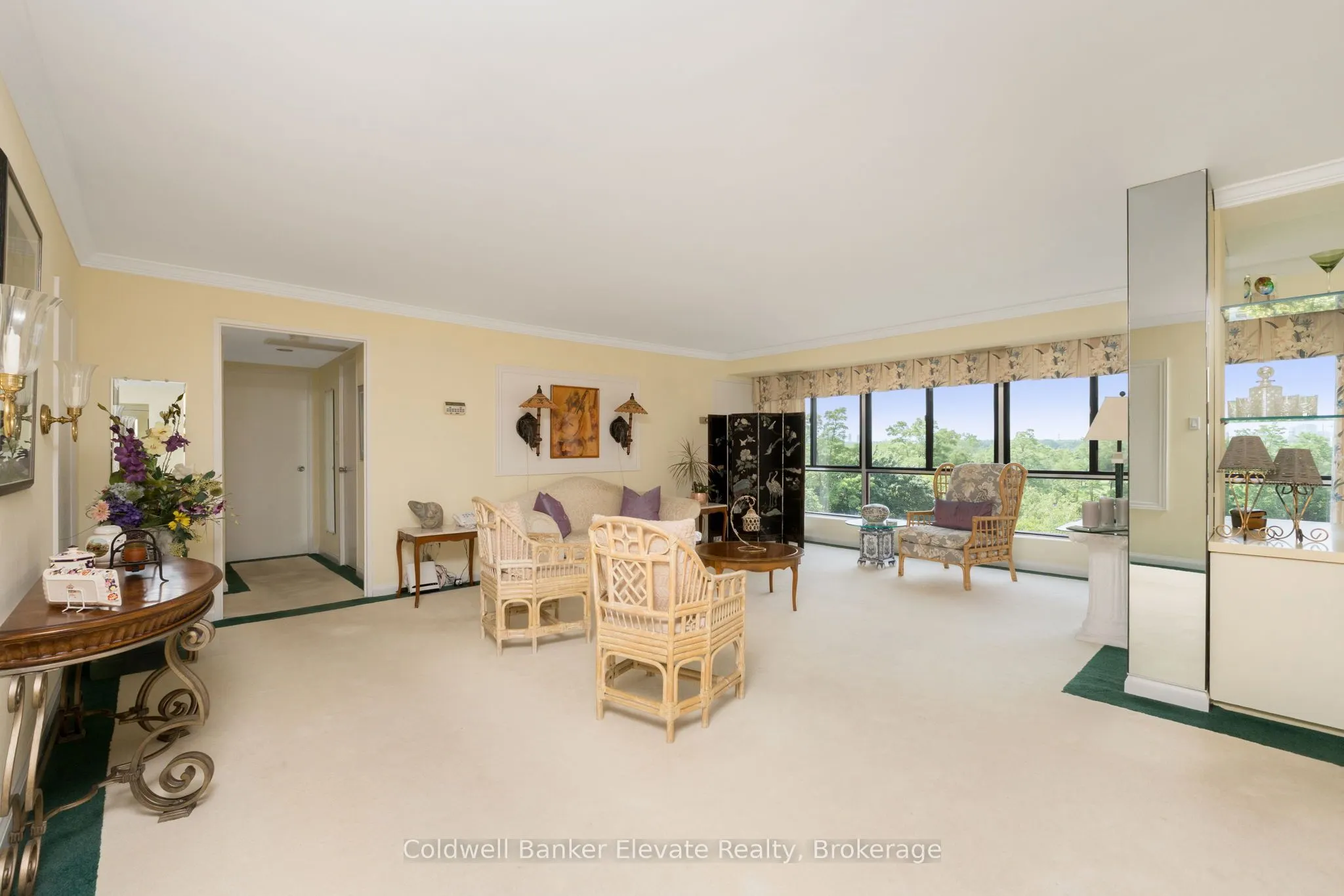 1400 Dixie Road, #807