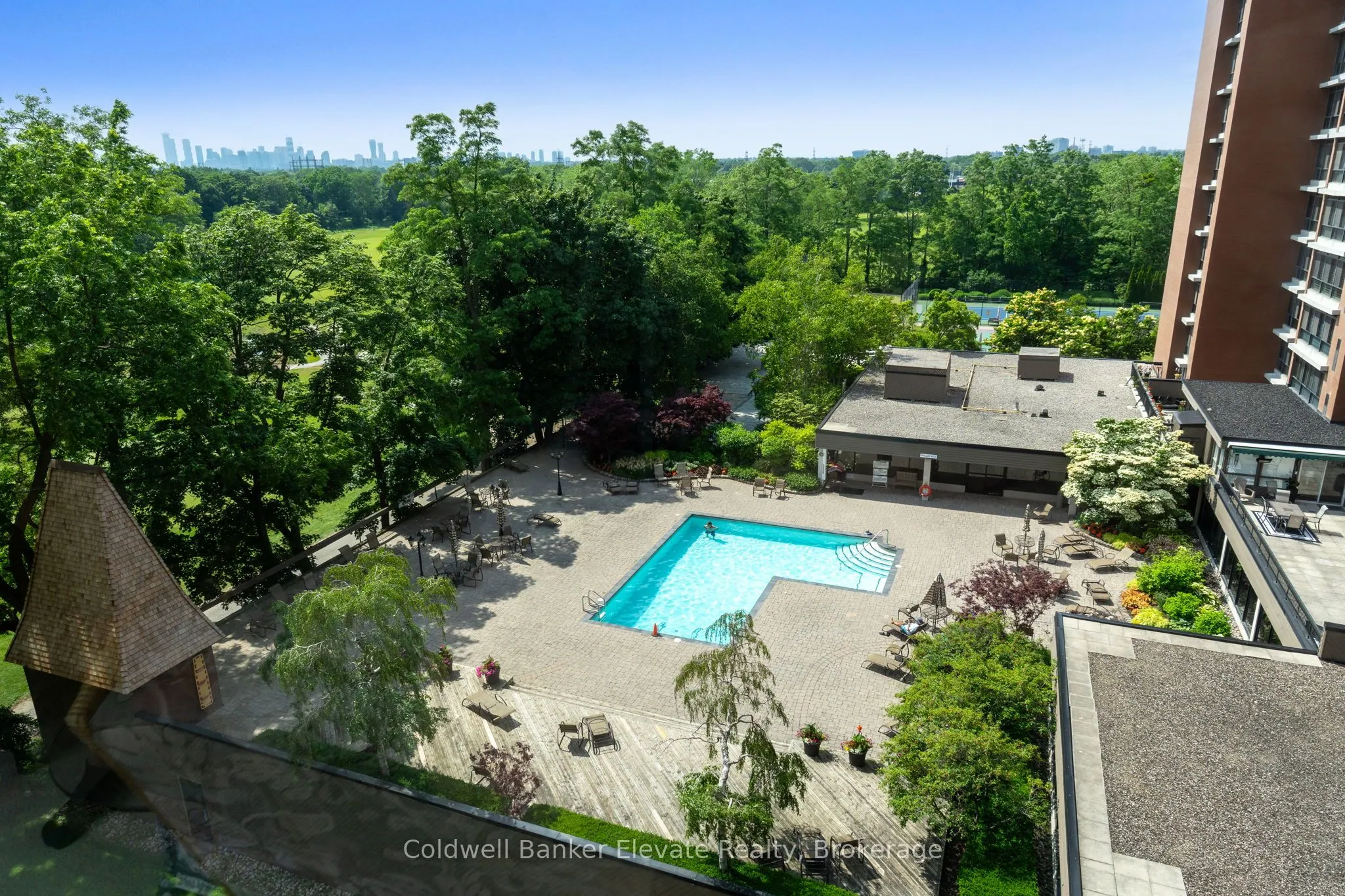1400 Dixie Road, #807
