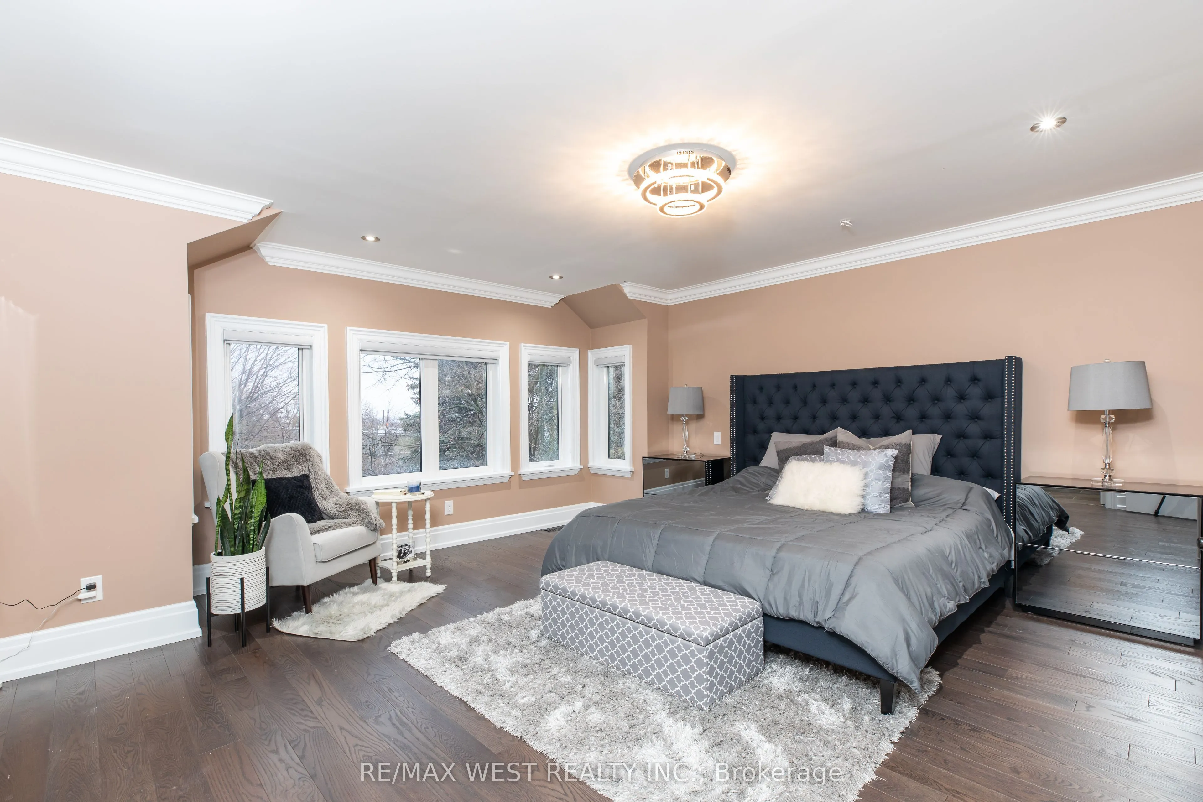 91B Park Street W