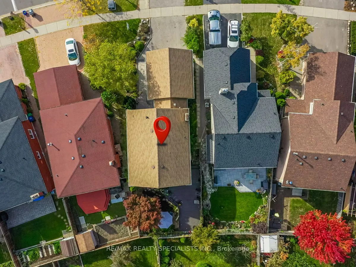 245 Kingsbridge Gardens