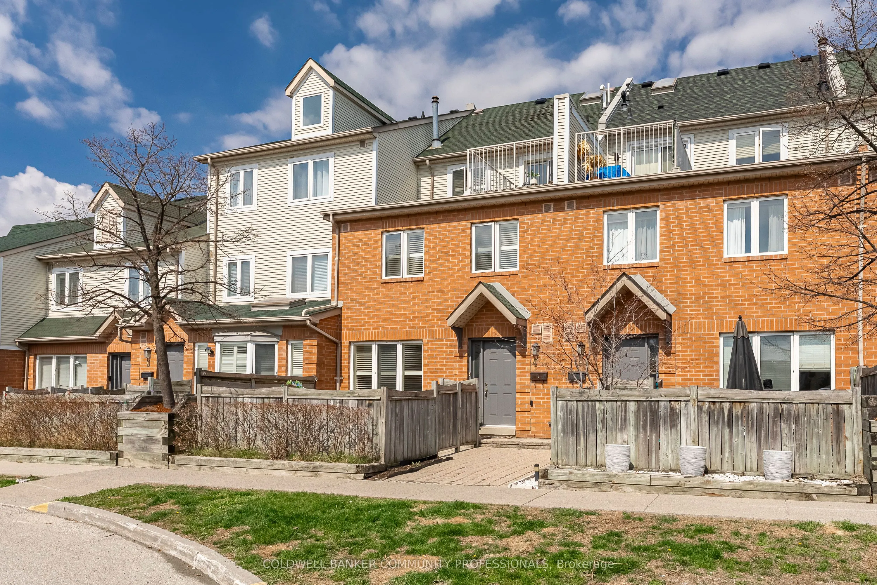 1241 Parkwest Place, #4