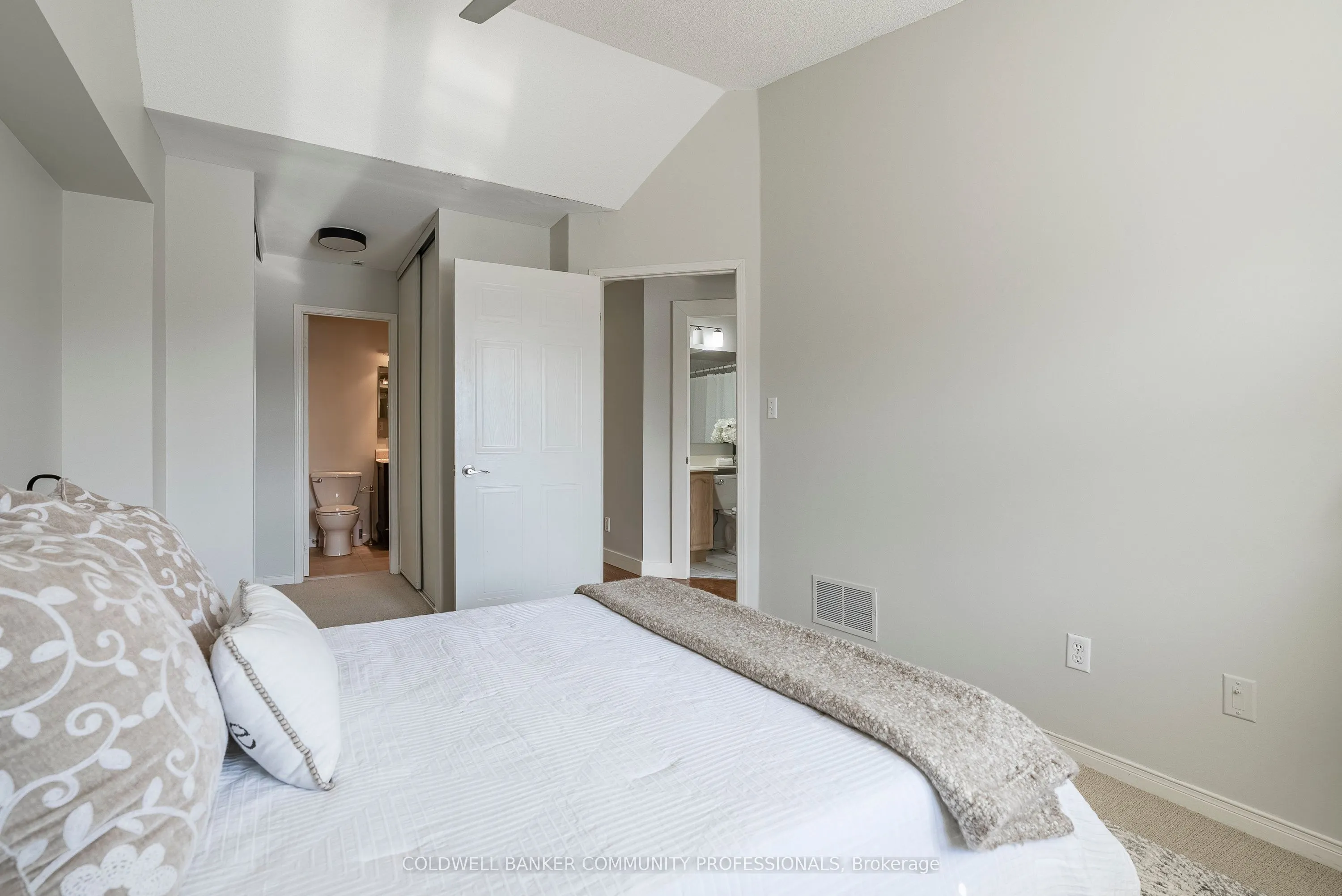 1241 Parkwest Place, #4