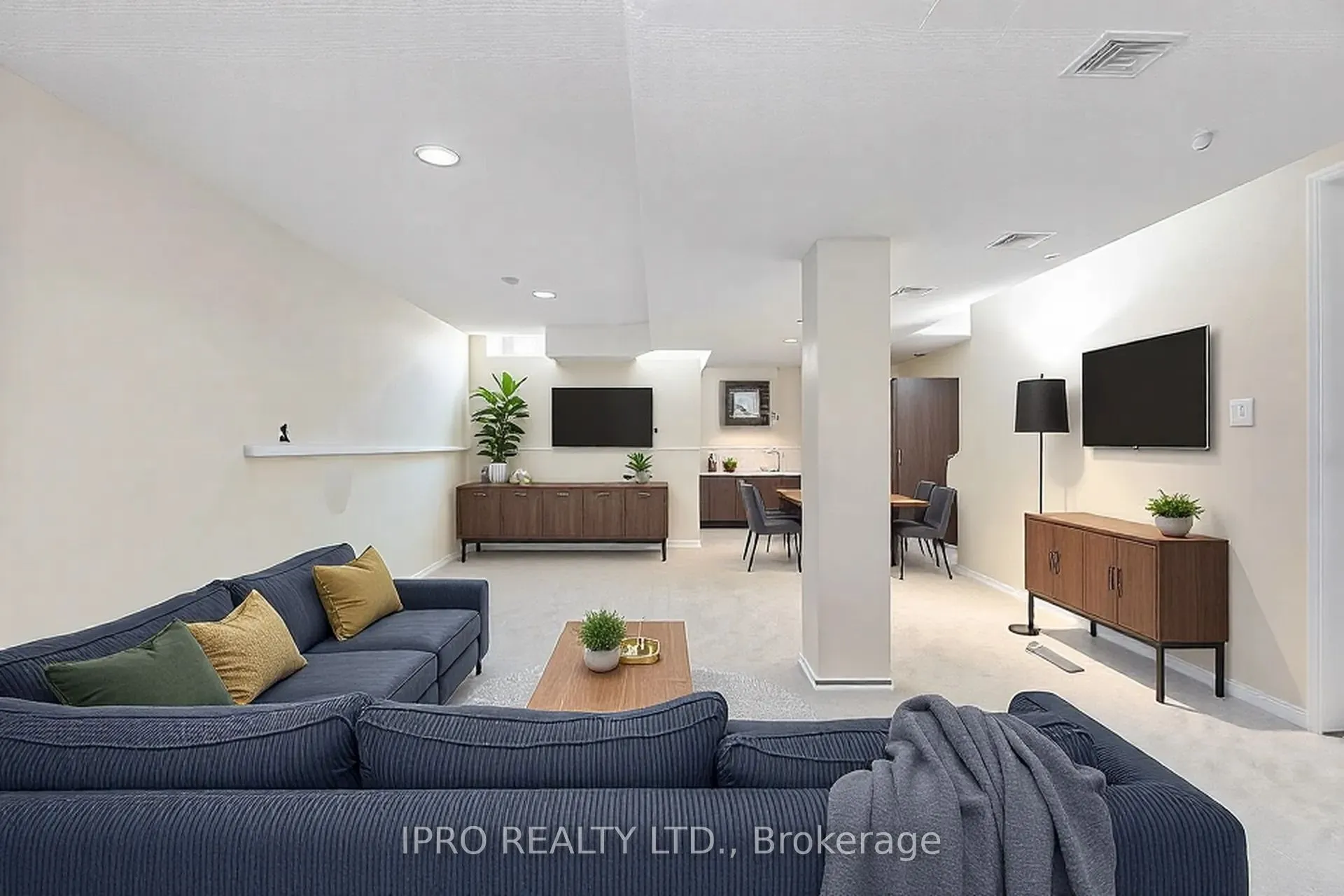2963 Gulfstream Way