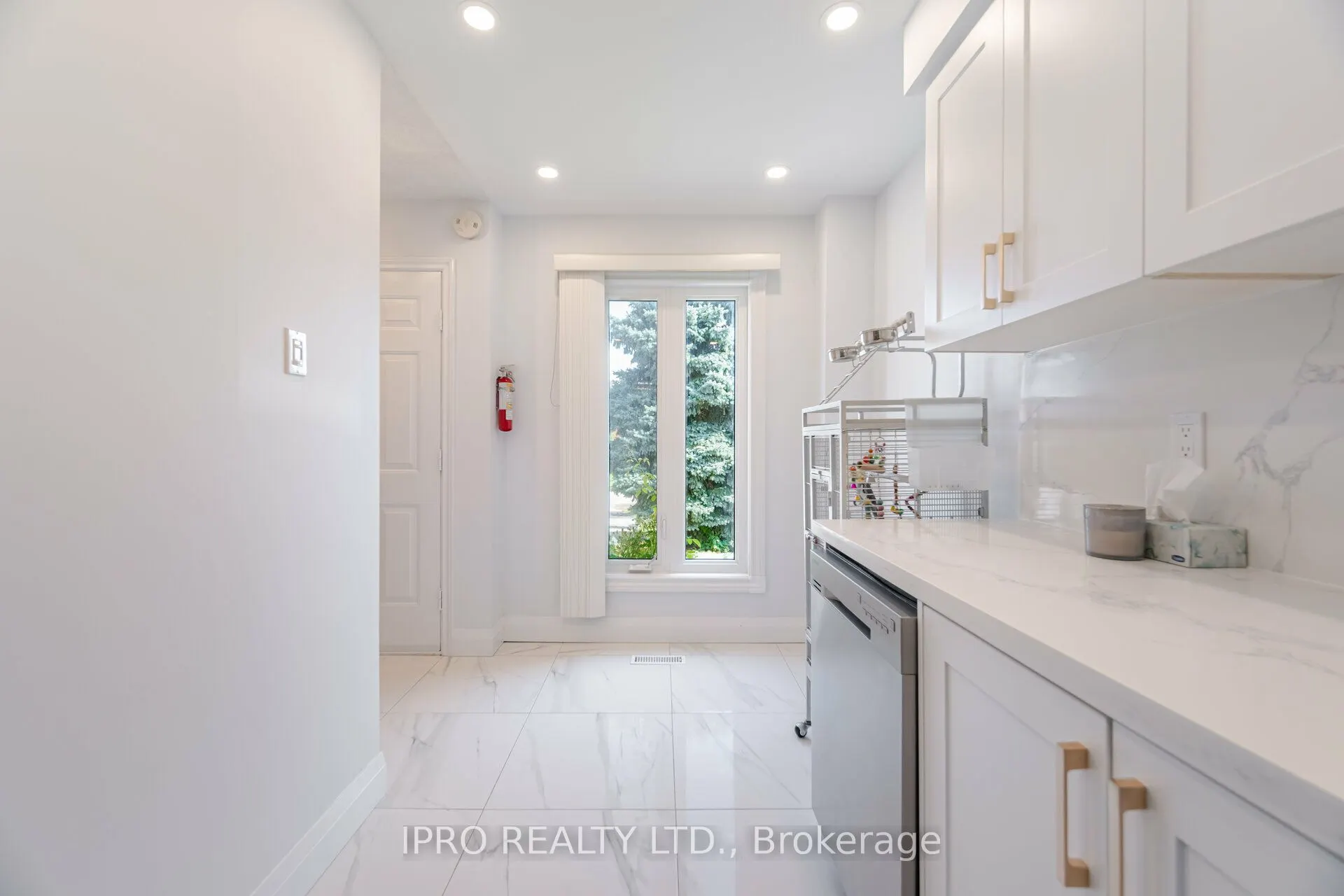 2963 Gulfstream Way