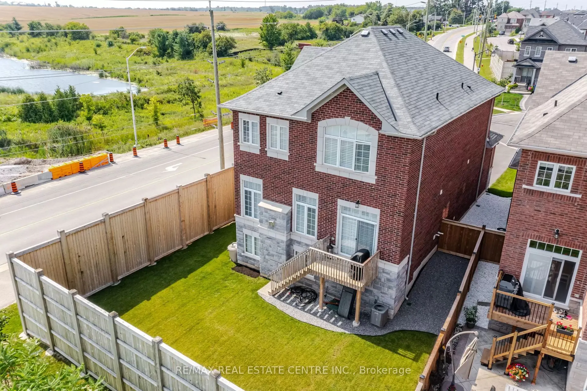 9 Calico Court