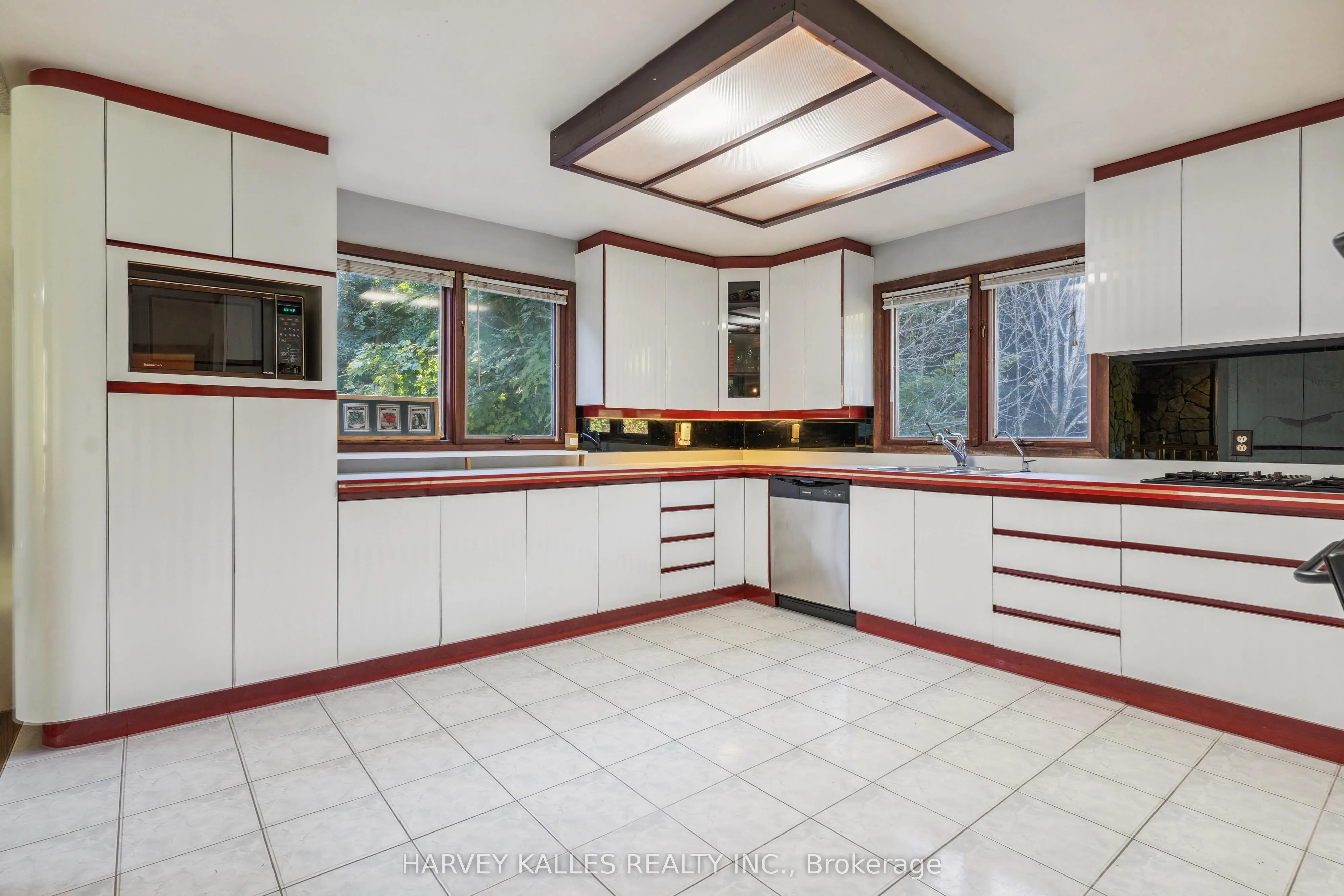16771 Albion Trail