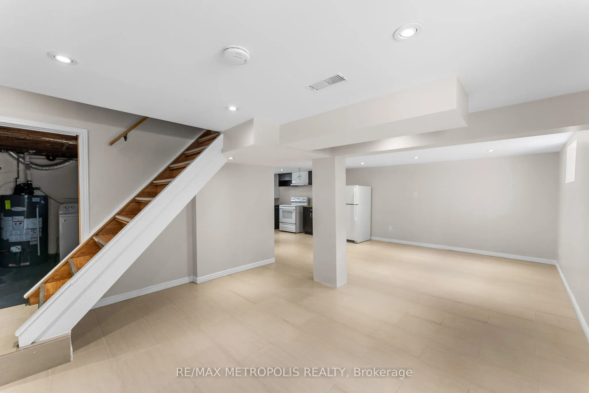 96 Allenby Avenue