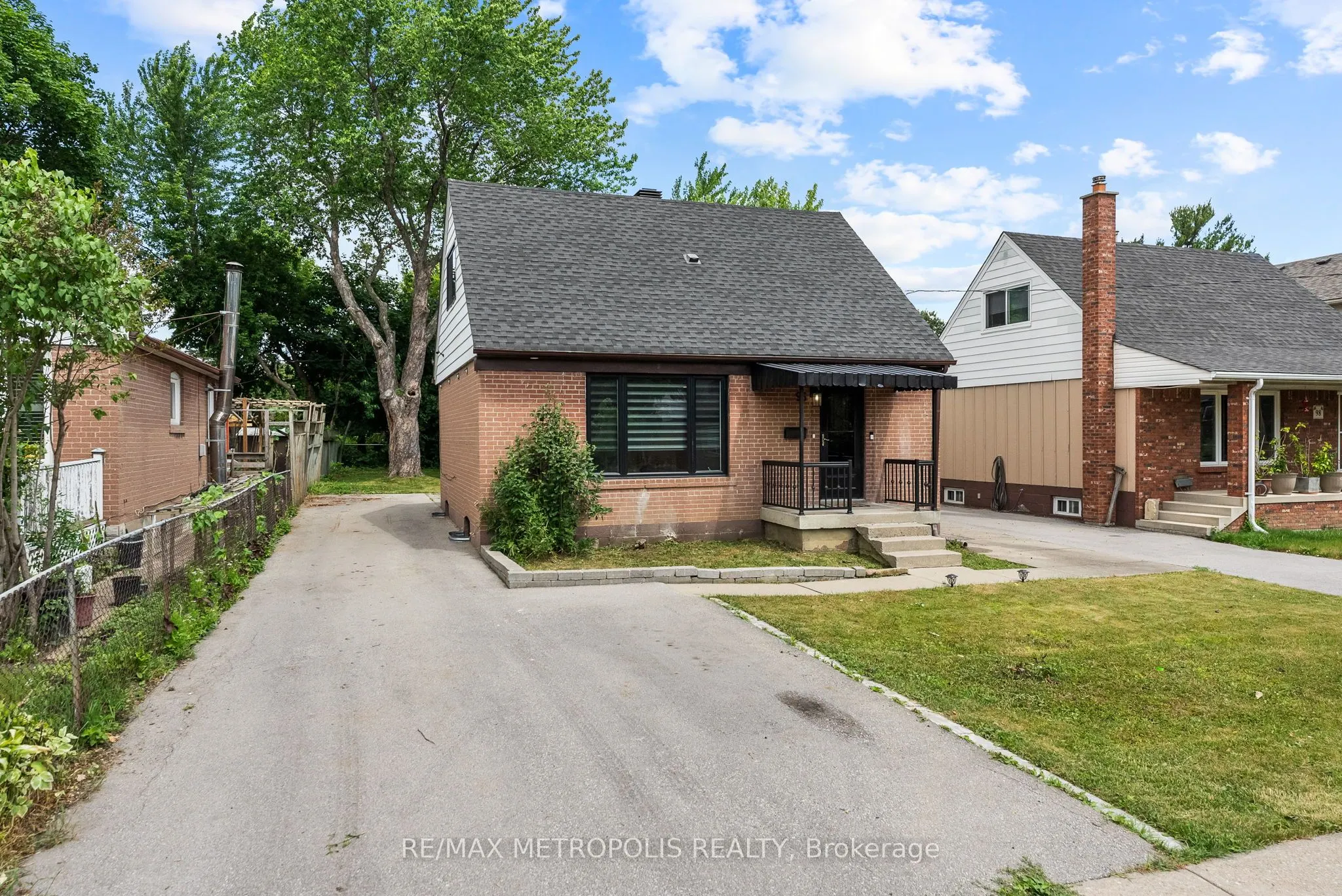 96 Allenby Avenue