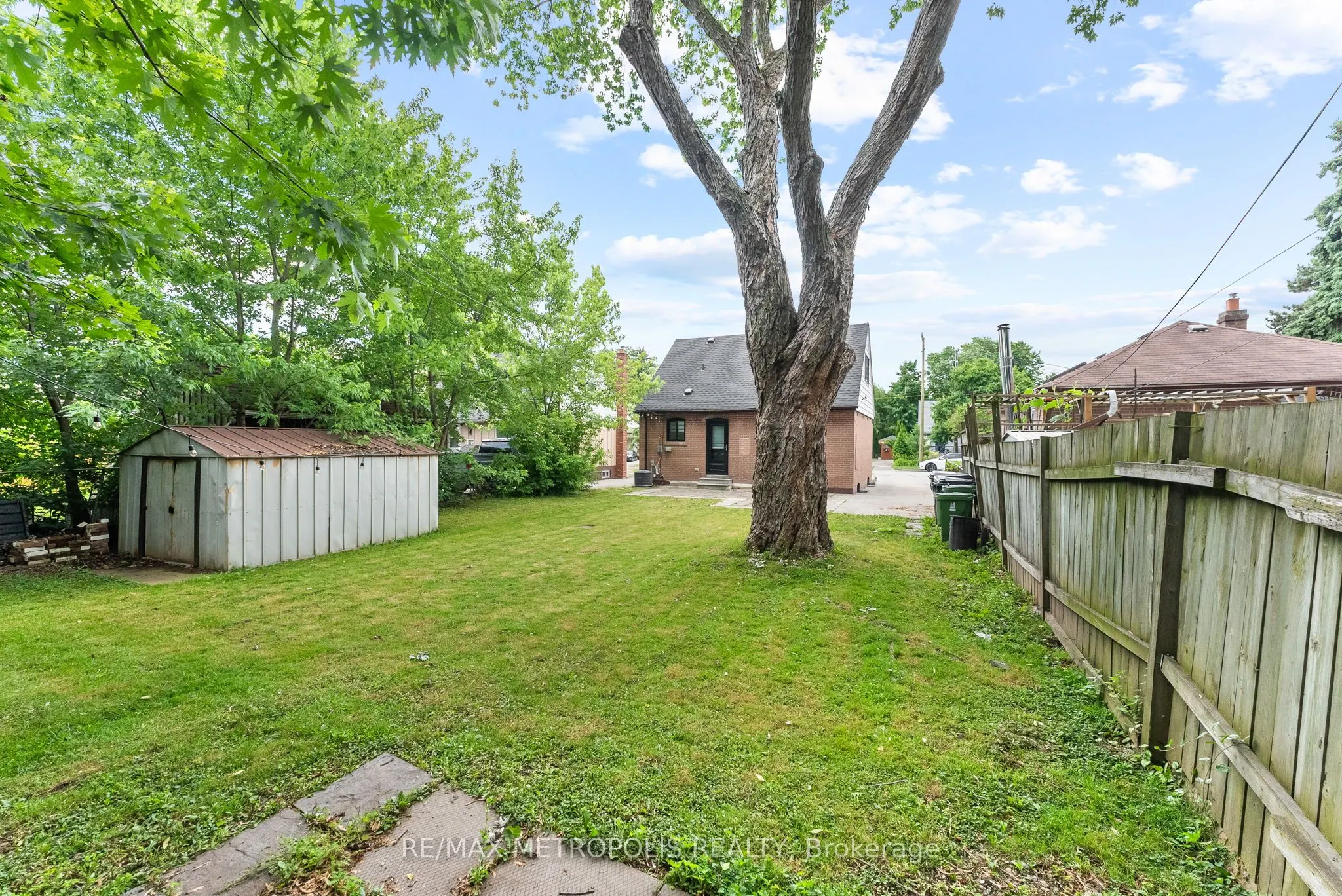 96 Allenby Avenue