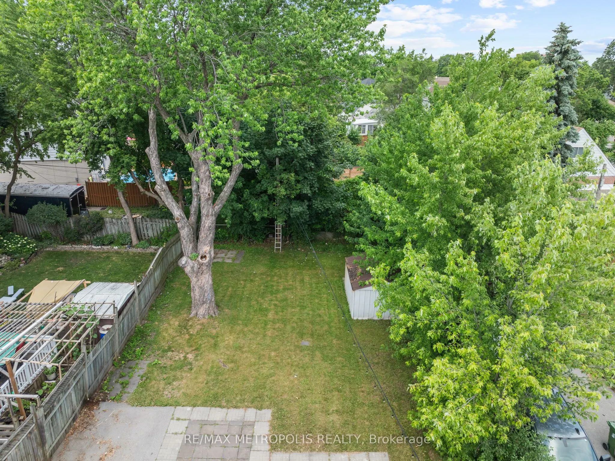 96 Allenby Avenue