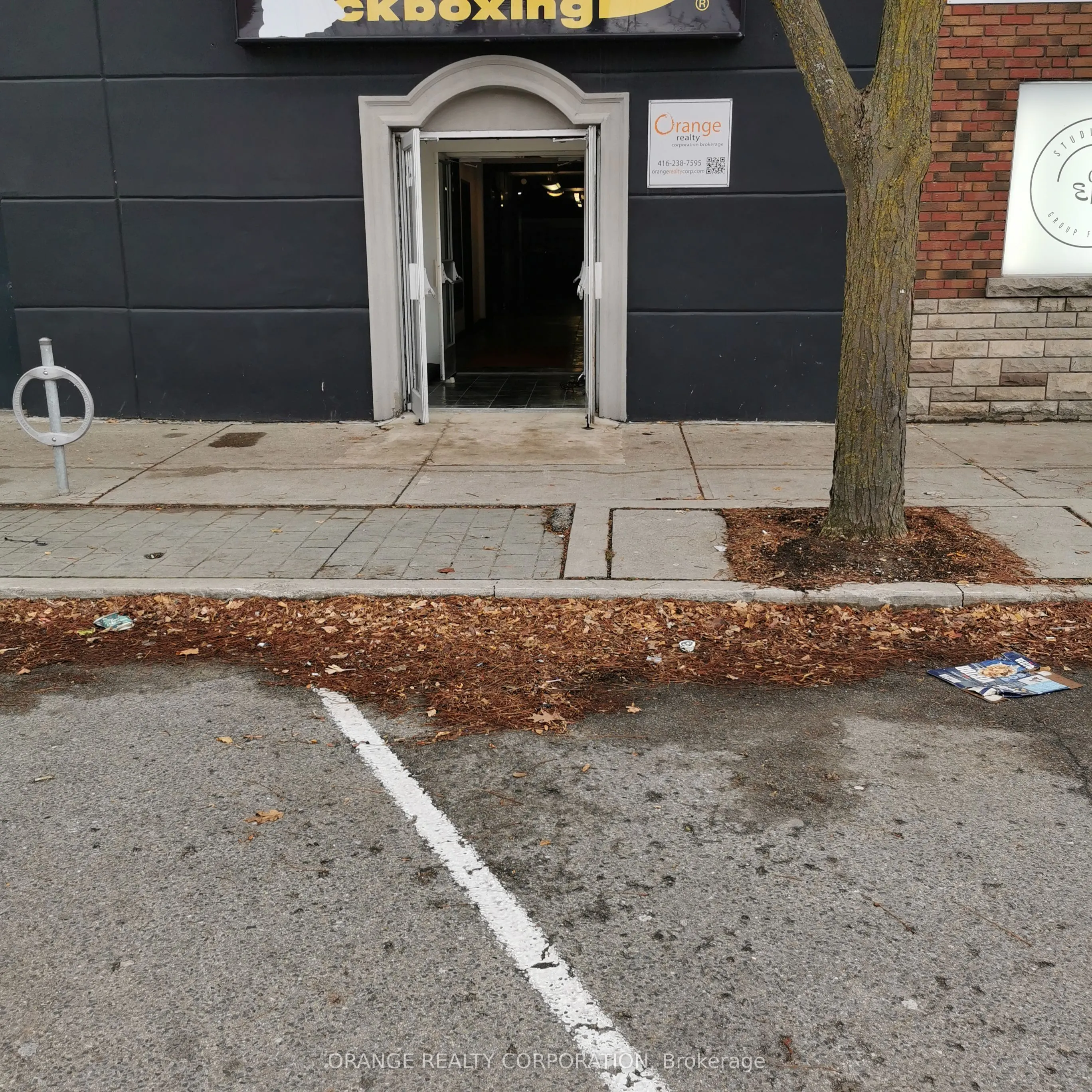 3299 Lake Shore Boulevard W, #101