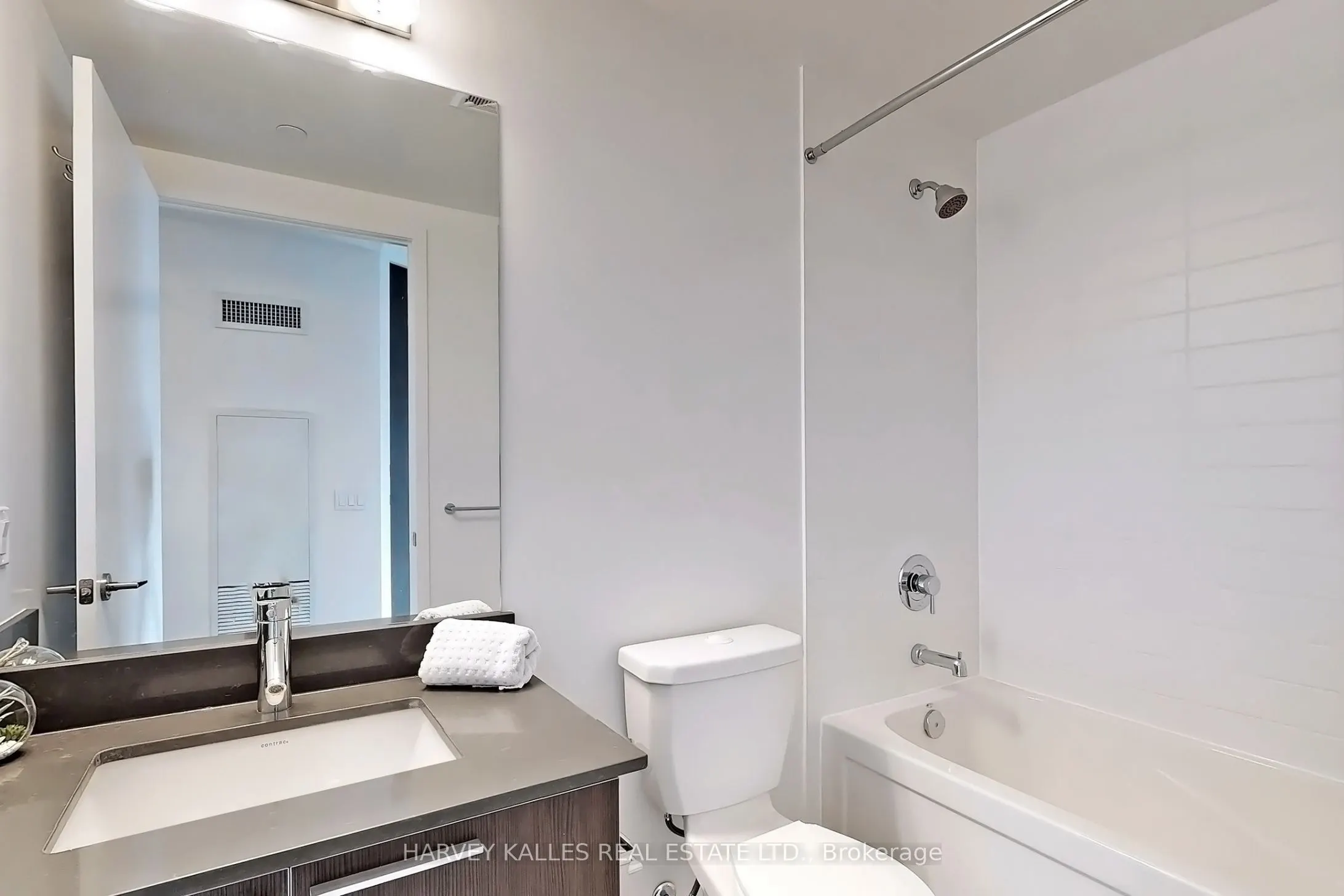 10 Park Lawn Road, #3804