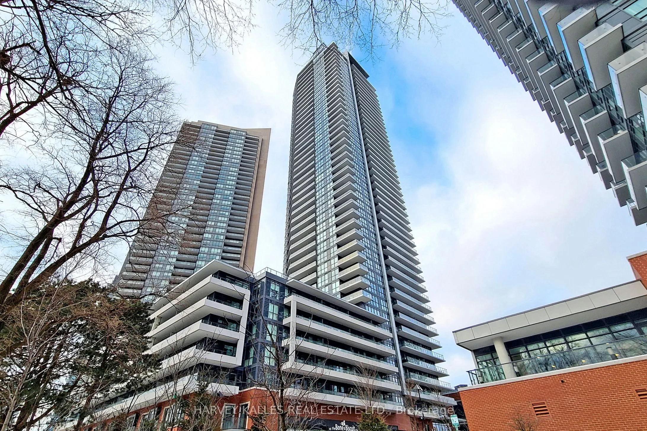 10 Park Lawn Road, #3804