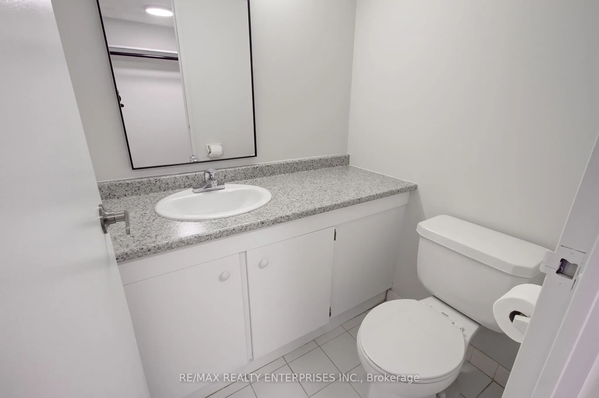 3700 Kaneff Crescent, #SPH 11