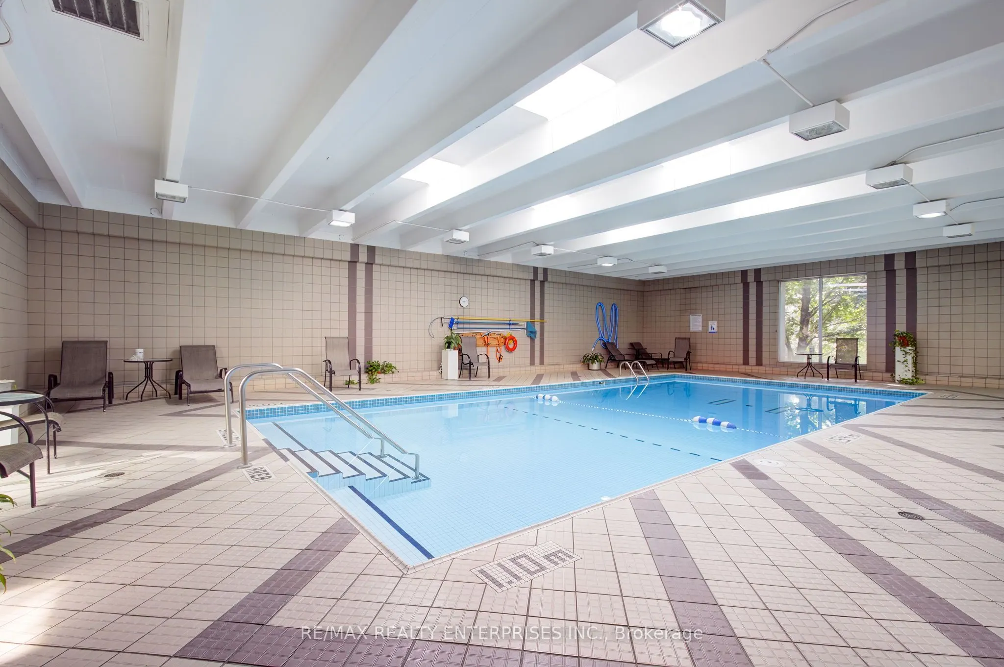 3700 Kaneff Crescent, #SPH 11
