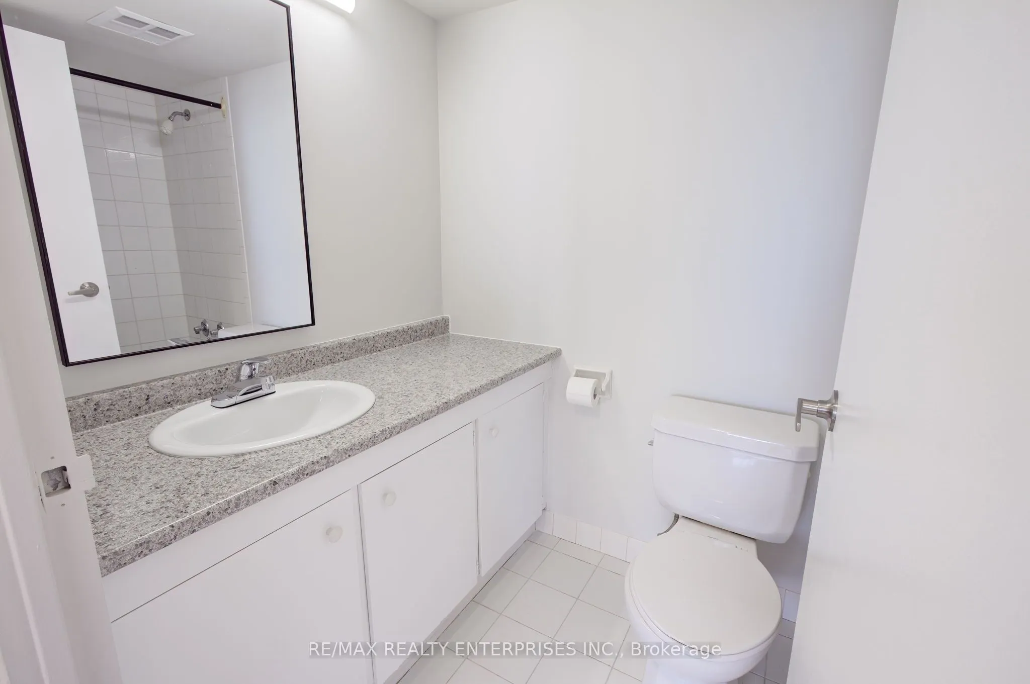3700 Kaneff Crescent, #SPH 11