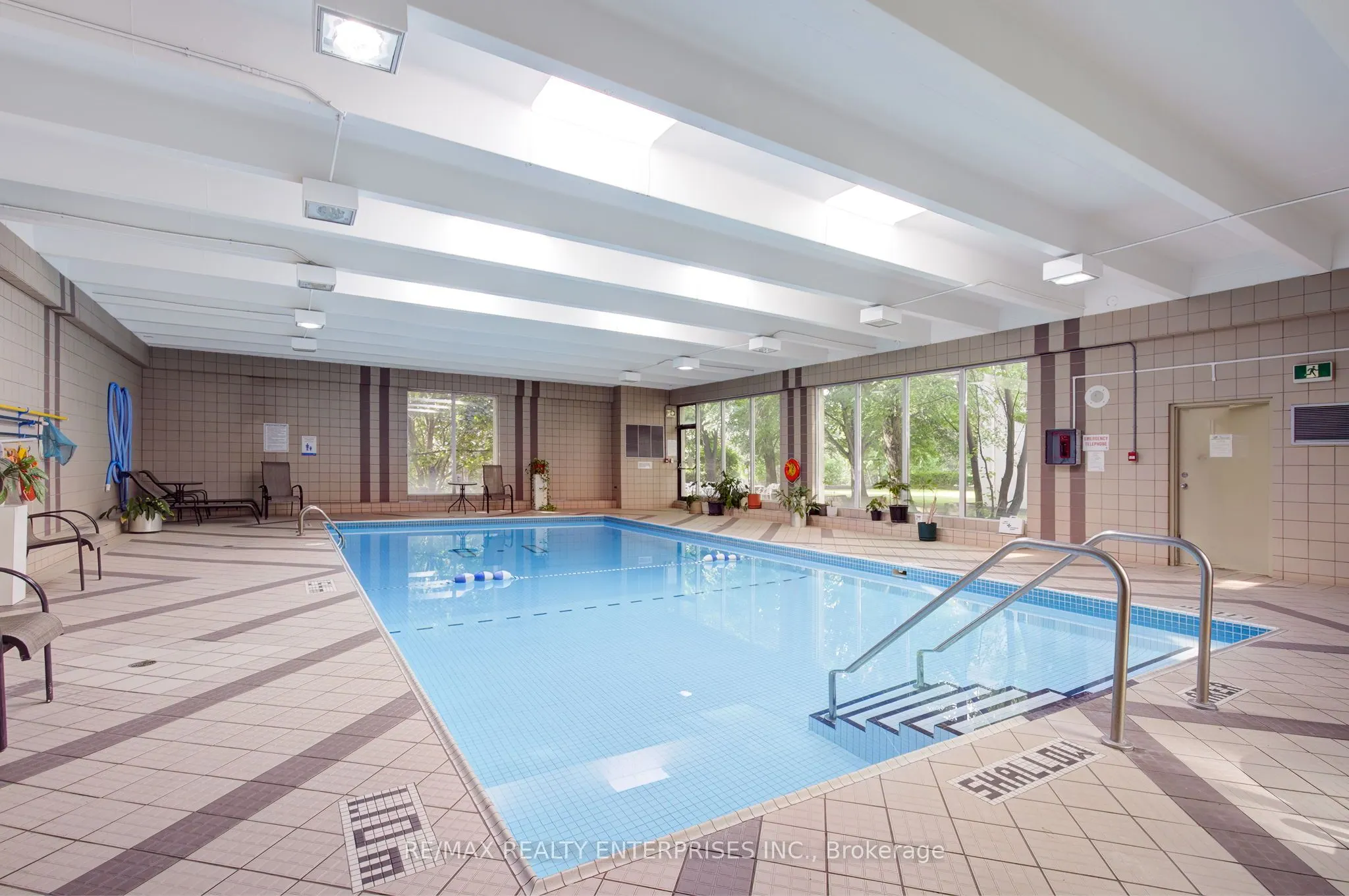 3700 Kaneff Crescent, #SPH 11