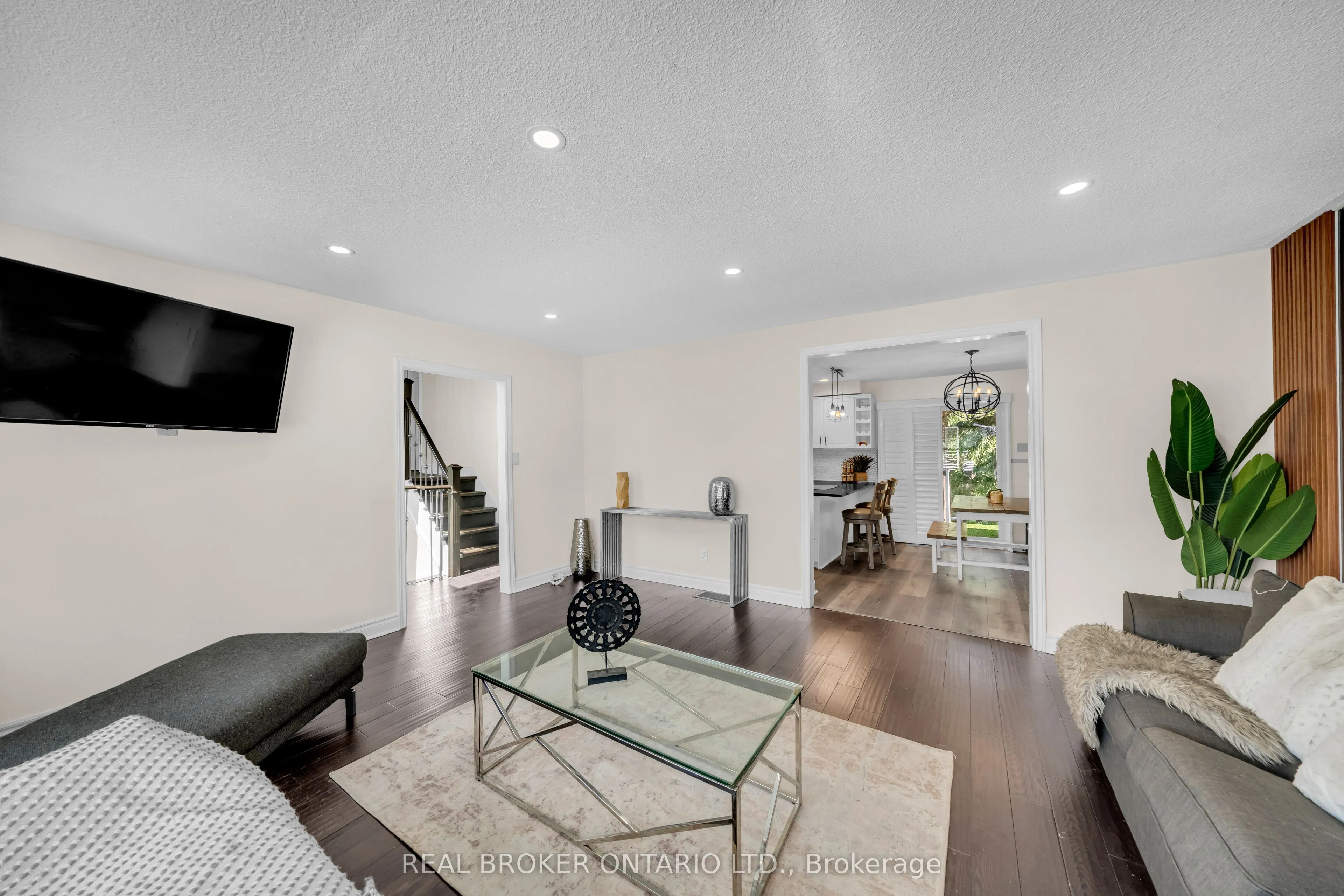 5 Orsi Road
