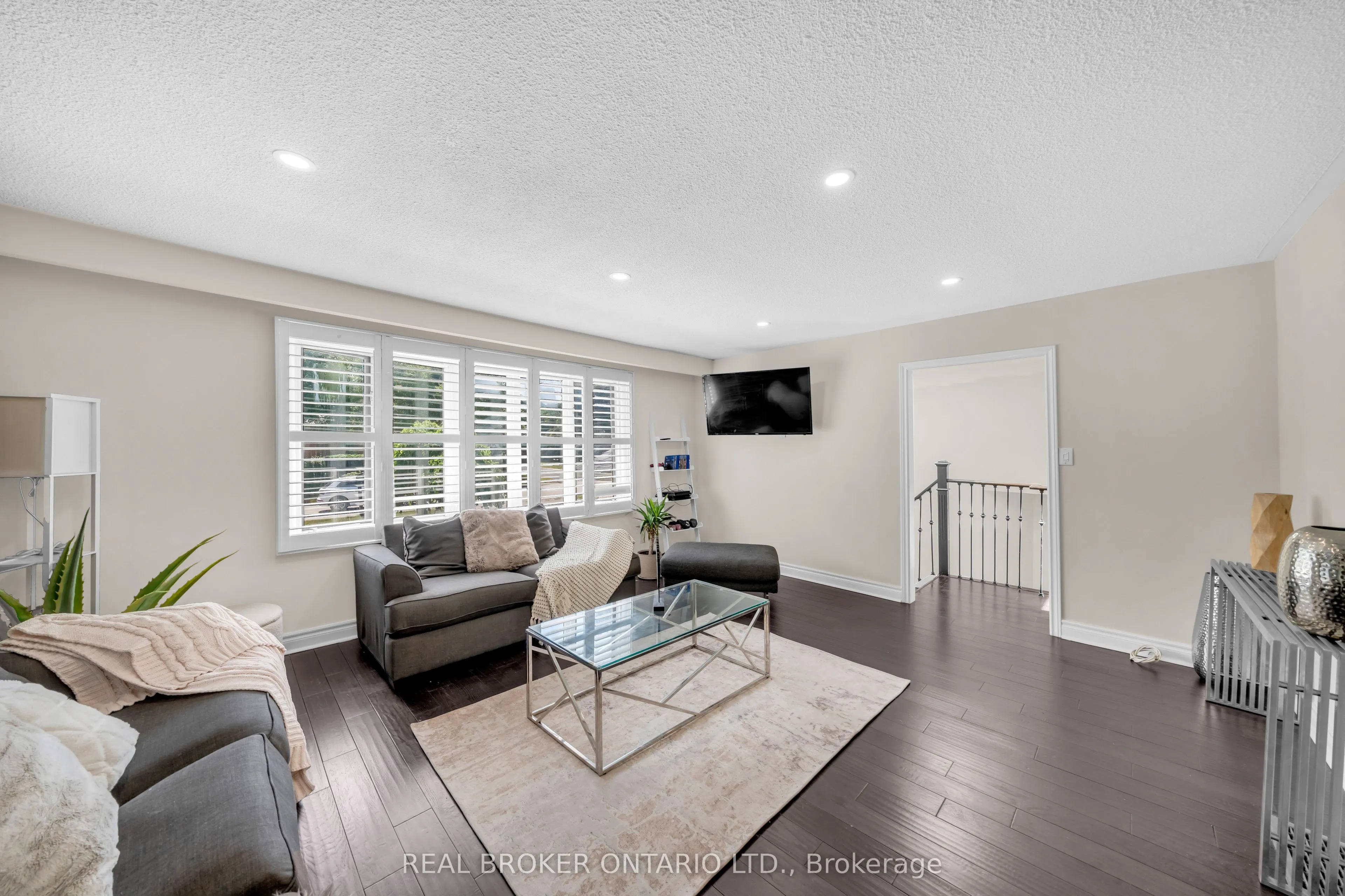 5 Orsi Road