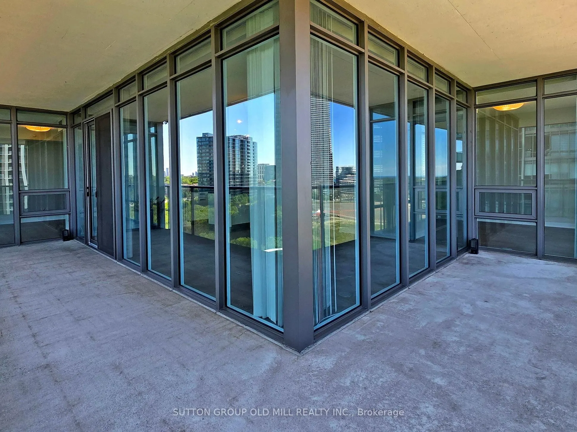 90 Park Lawn Road, #1205