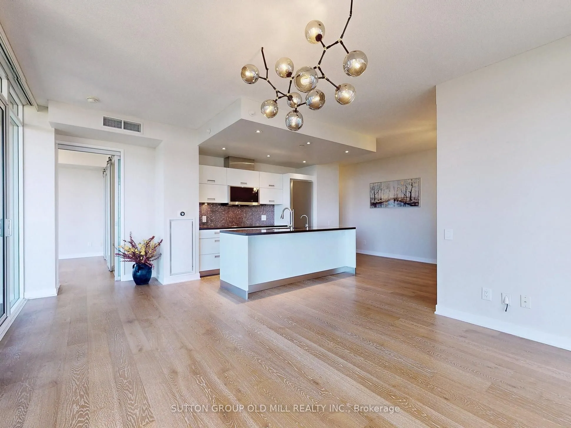 90 Park Lawn Road, #1205