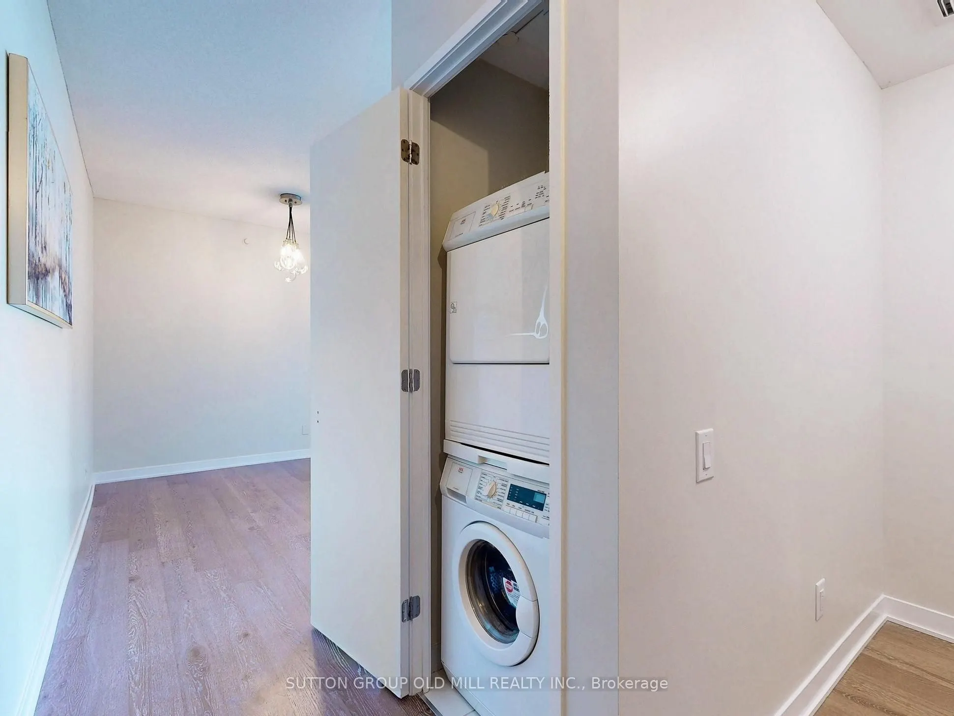 90 Park Lawn Road, #1205